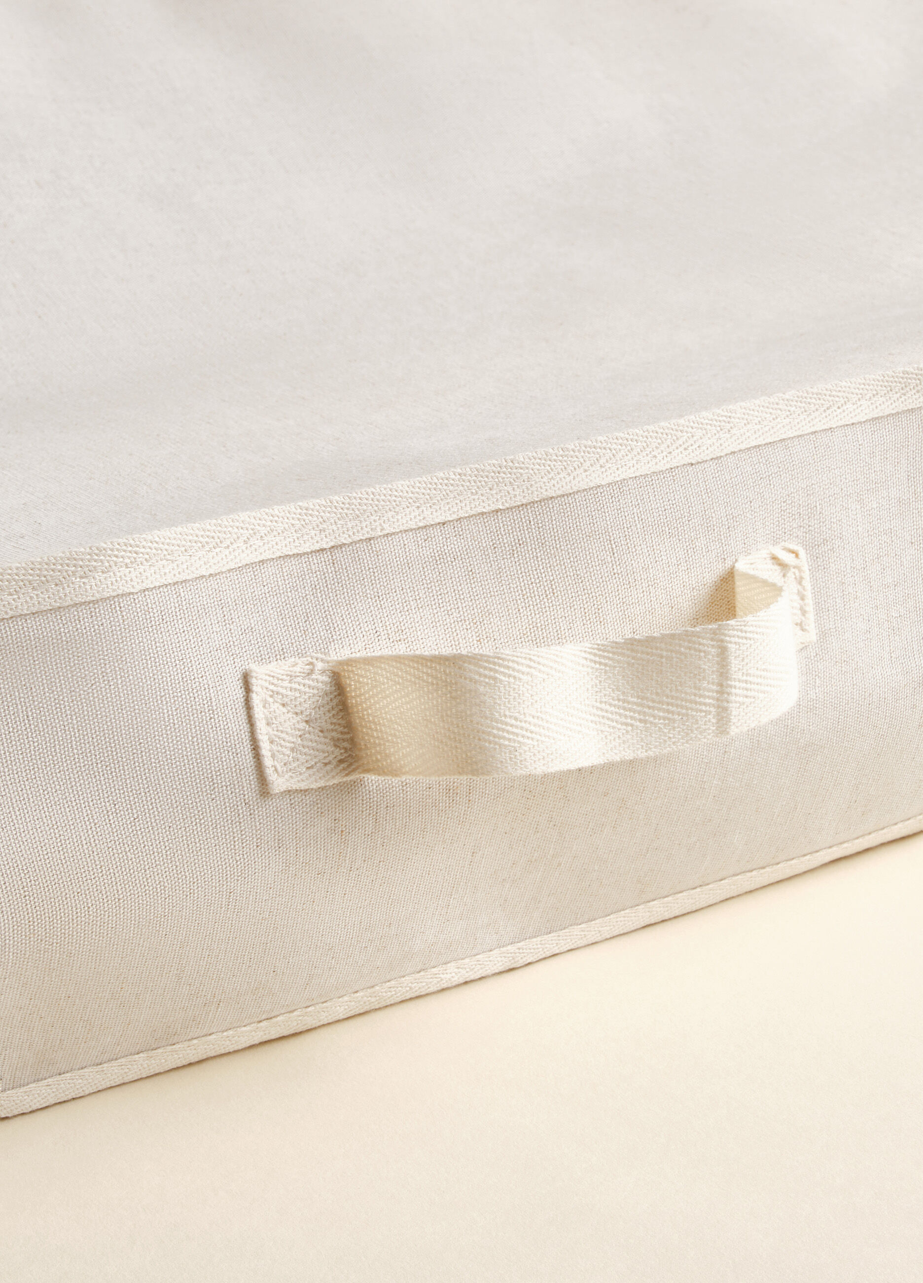Extra-large storage box with zip_2