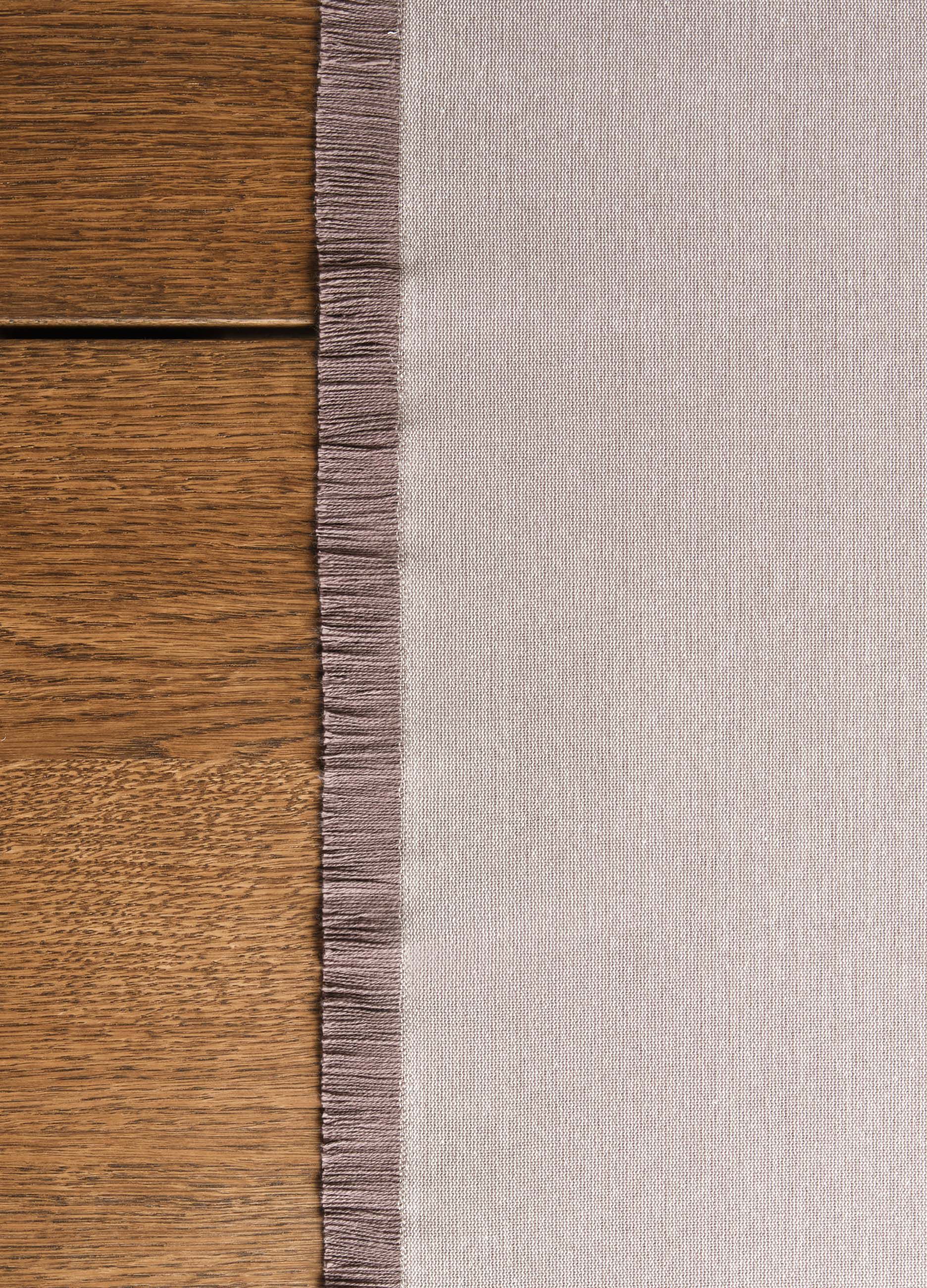 Cotton table runner with fringe trim_2