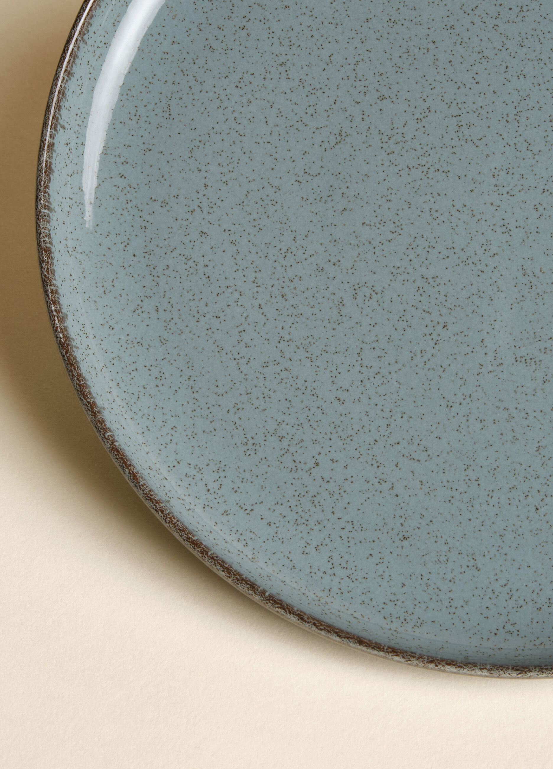 Side plate in porcelain_3