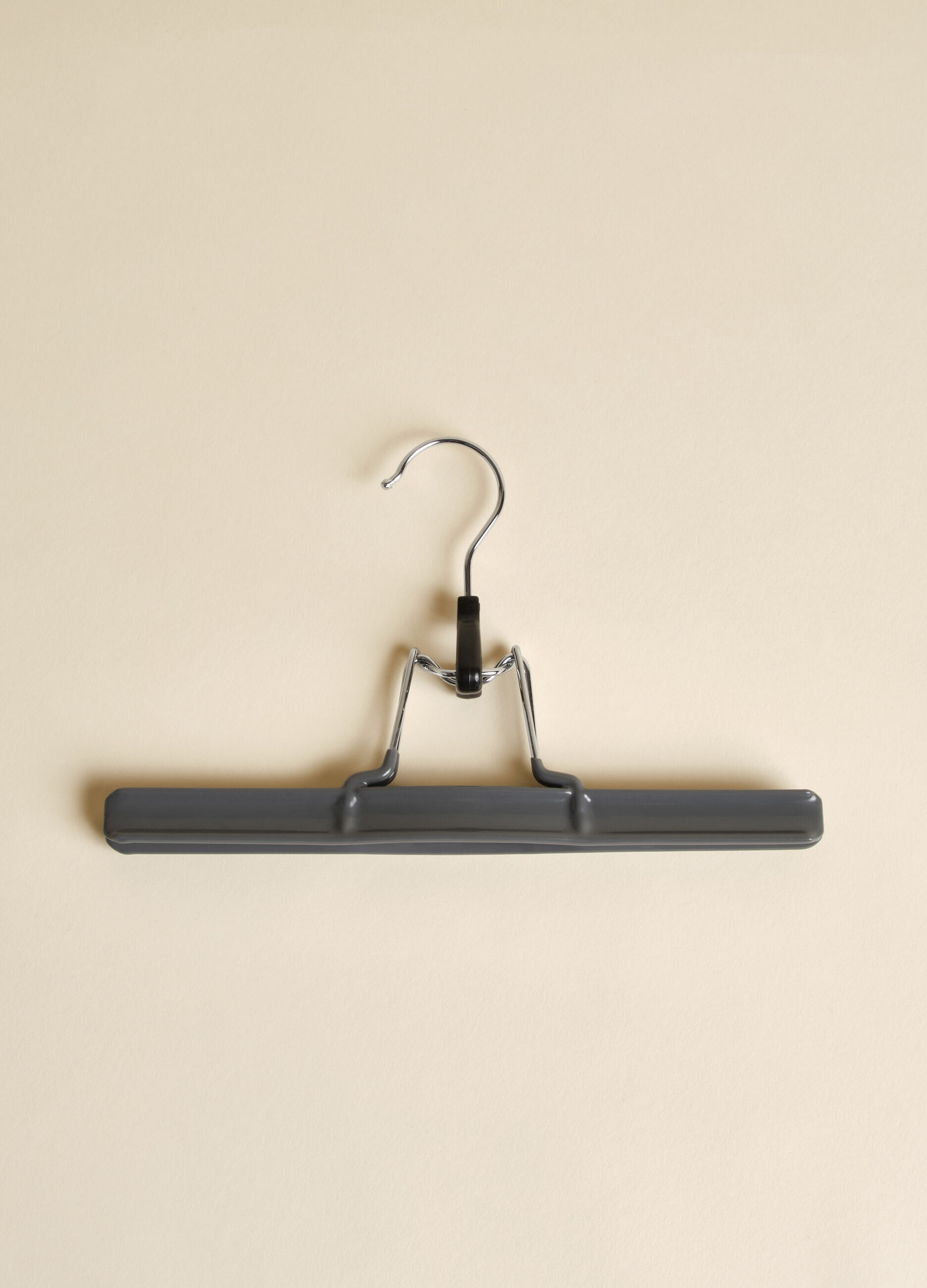 2-pack double hangers for trousers and skirts_1