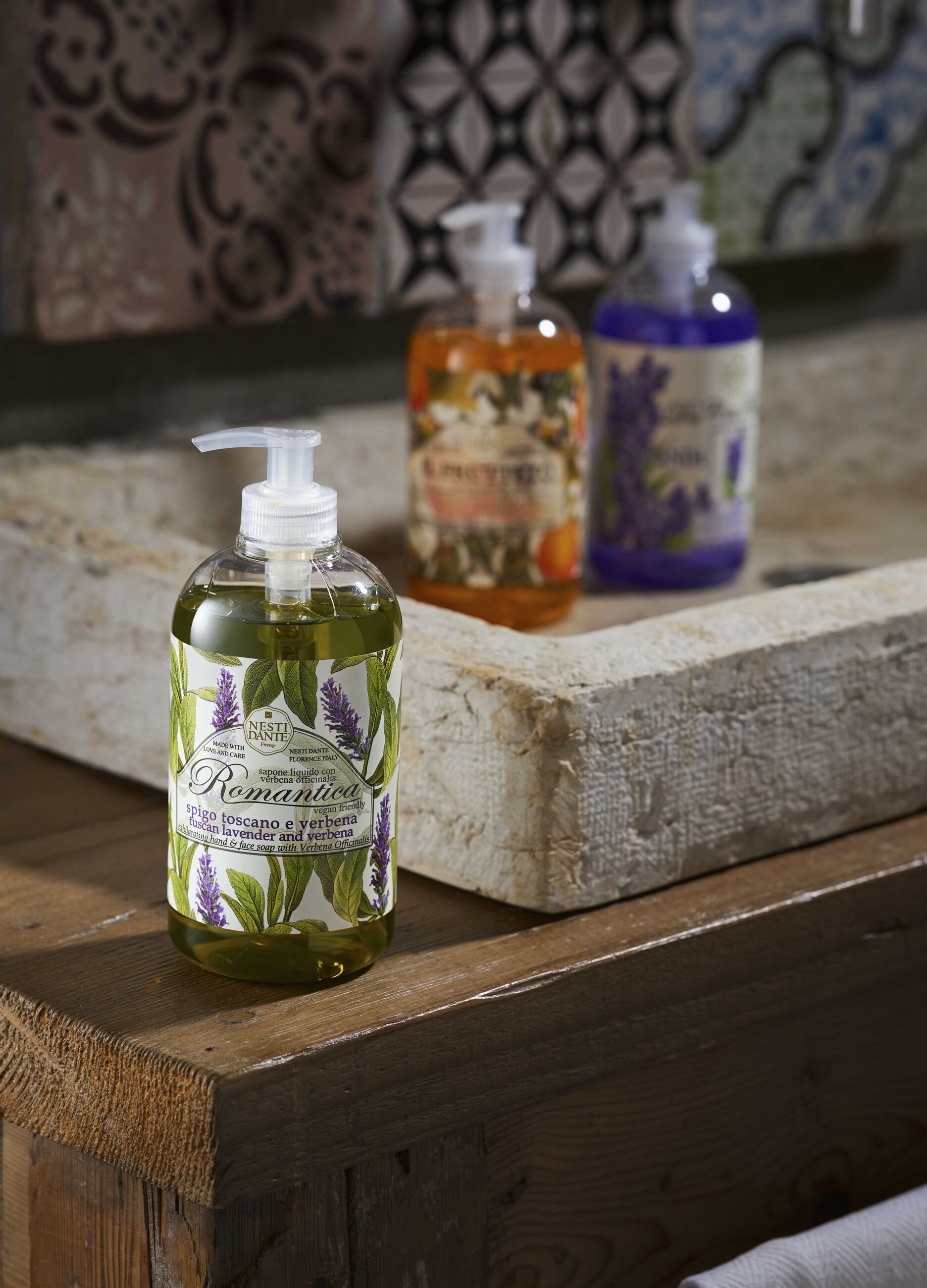 Lavender and verbena liquid soap_0