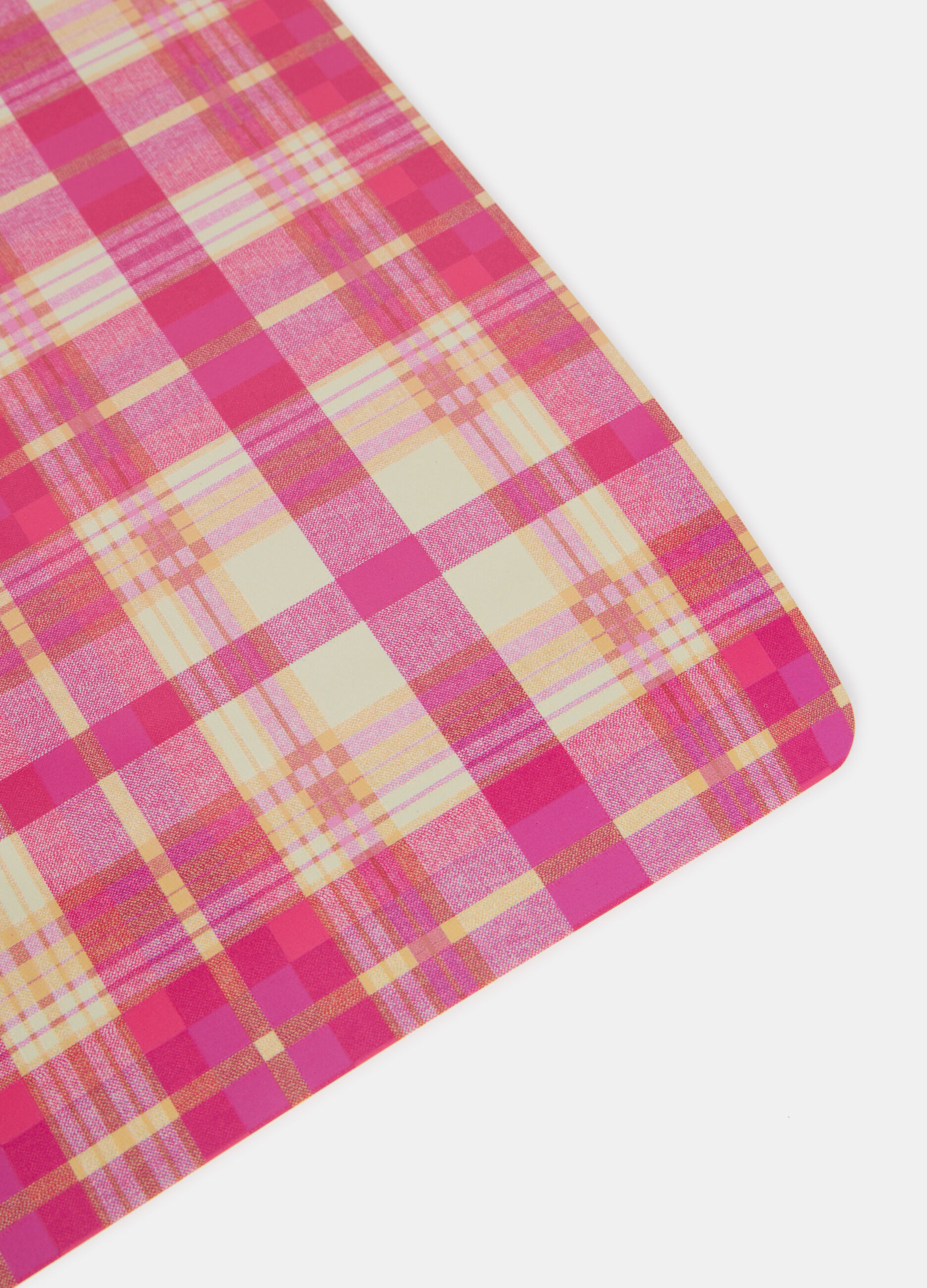 Plastic-coated check table mat