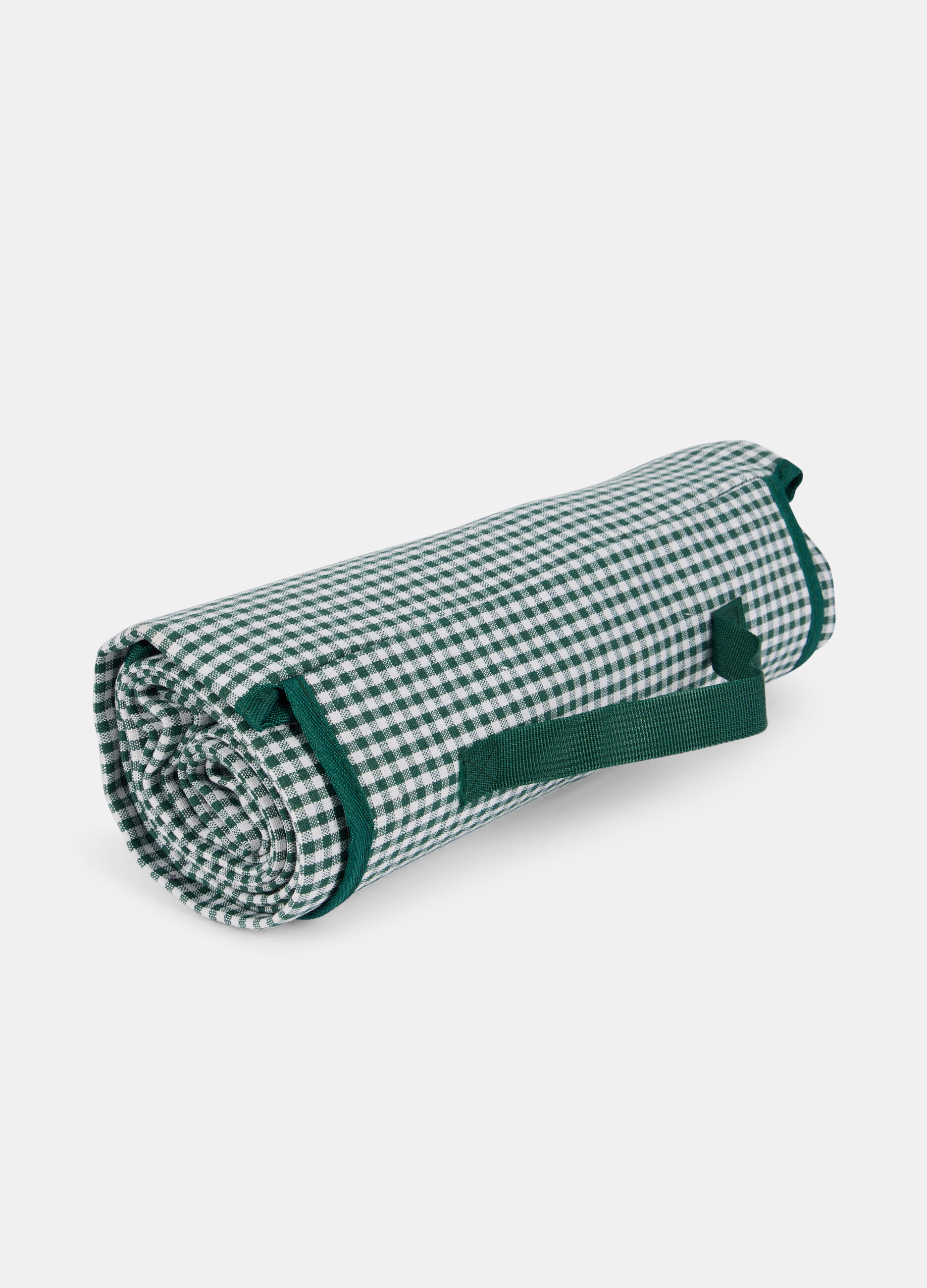 Check picnic blanket