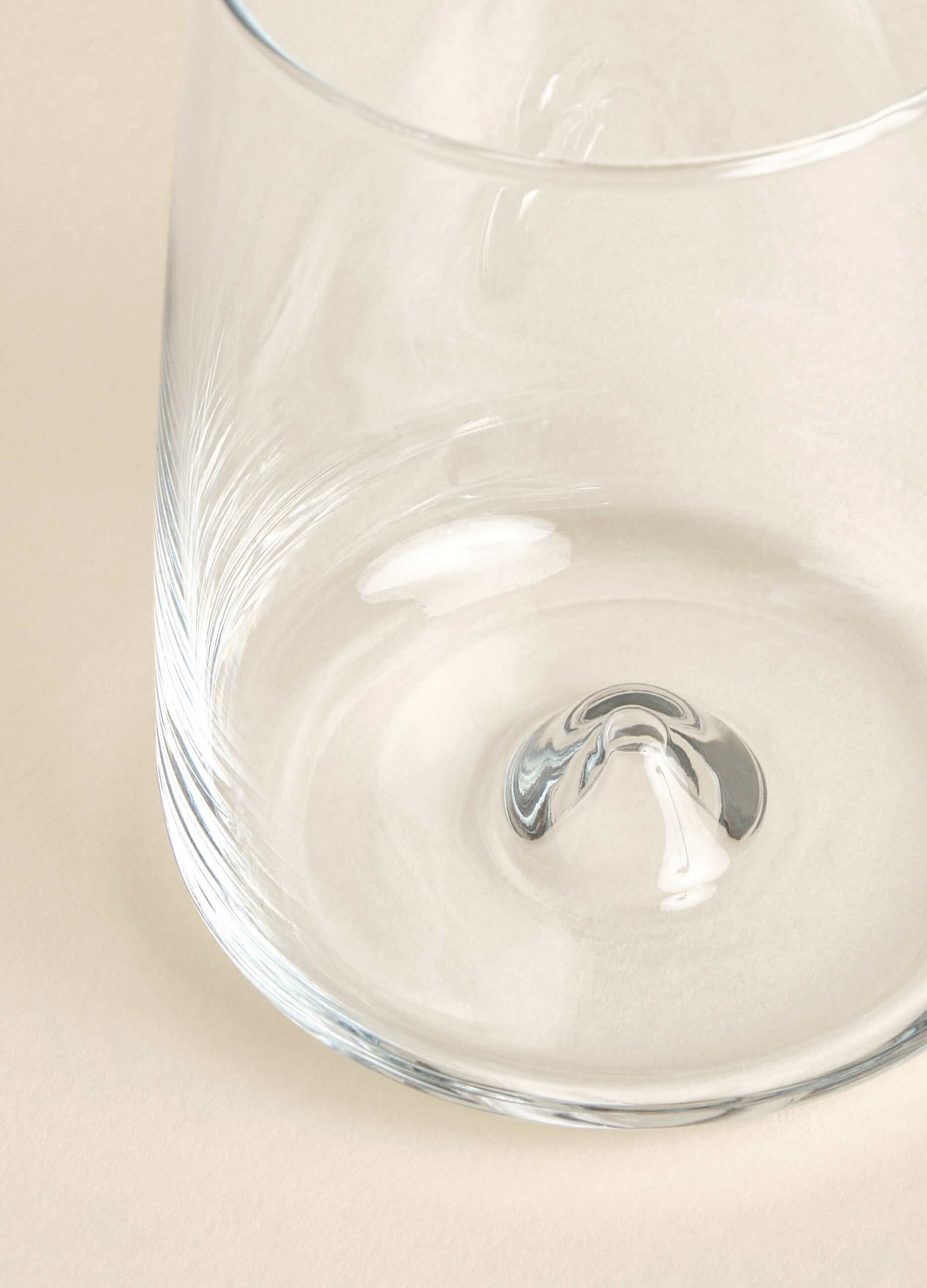 Bicchiere in vetro per acqua