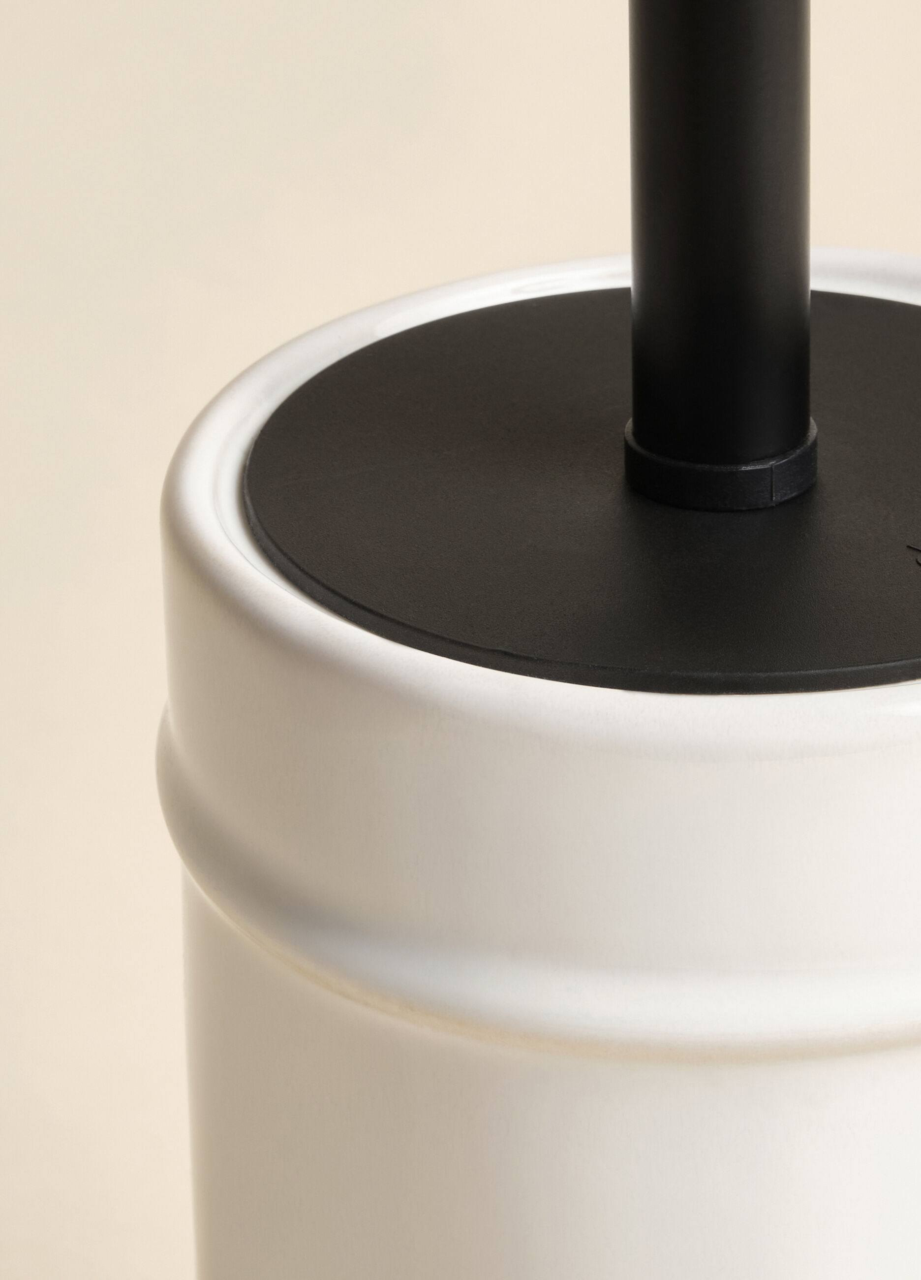 Ceramic toilet brush holder_2
