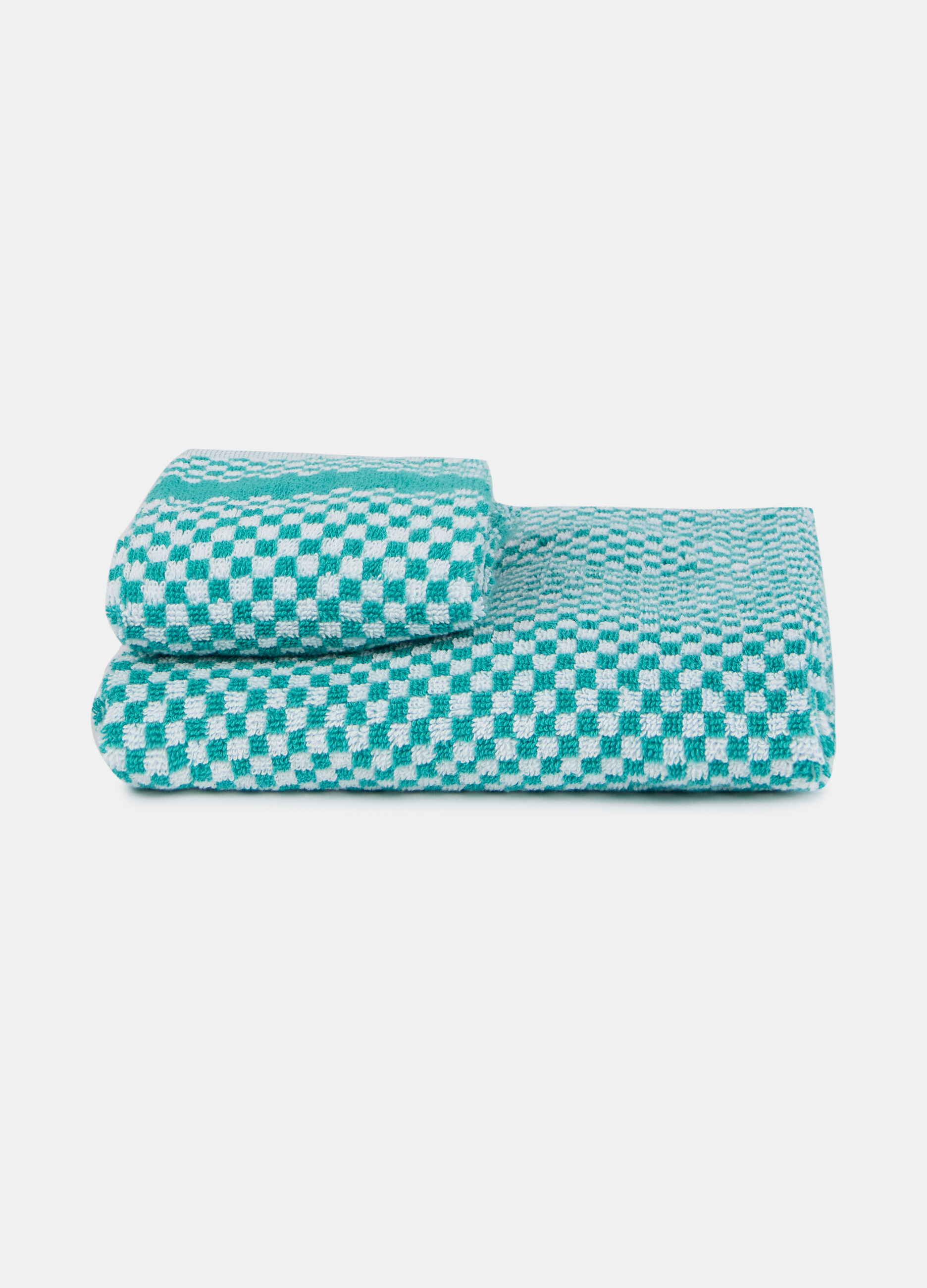 Hand towel in check terry