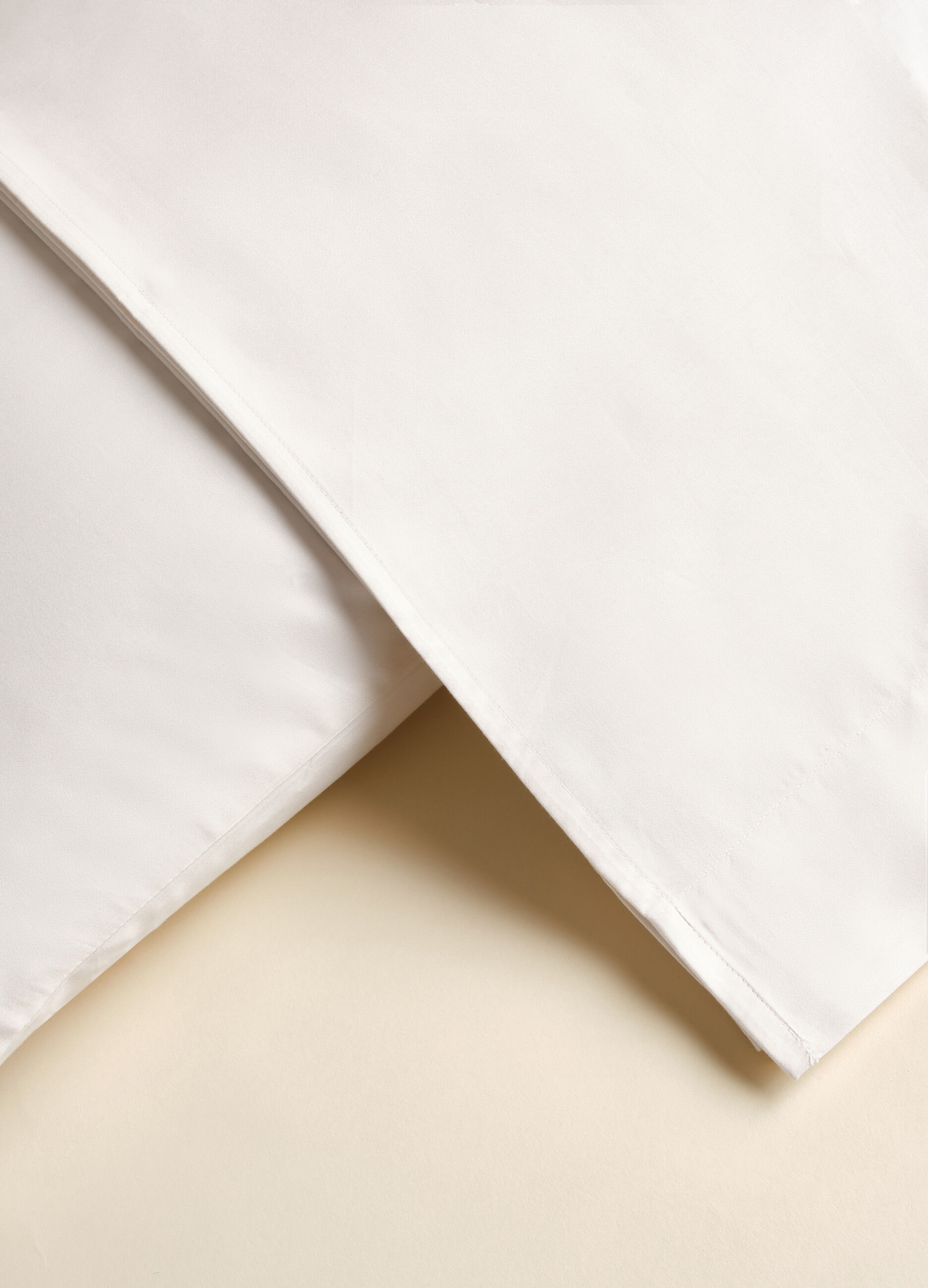Double bed sheet in 100% cotton satin tc224_2