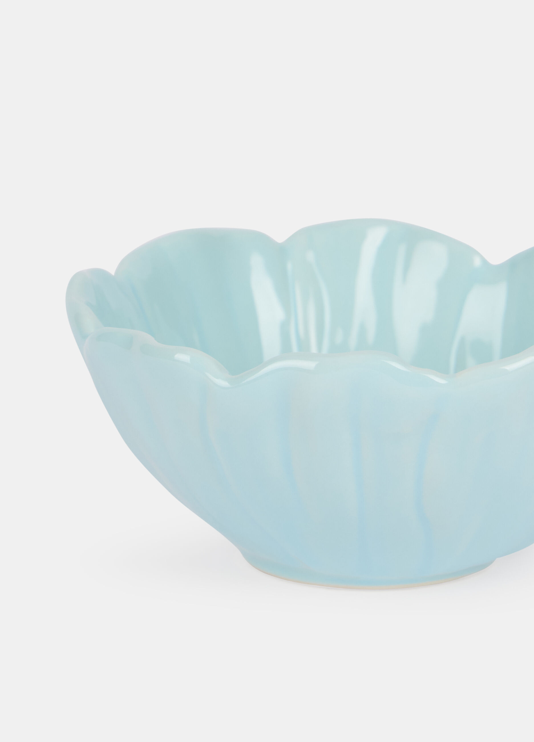 Flower-shaped bowl in porcelain_1