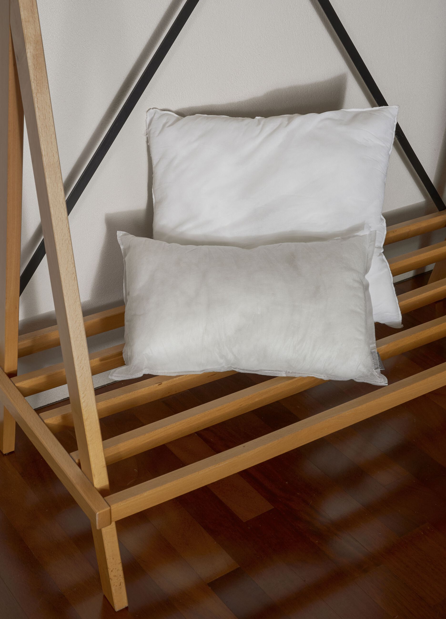 Filling for rectangular cushion