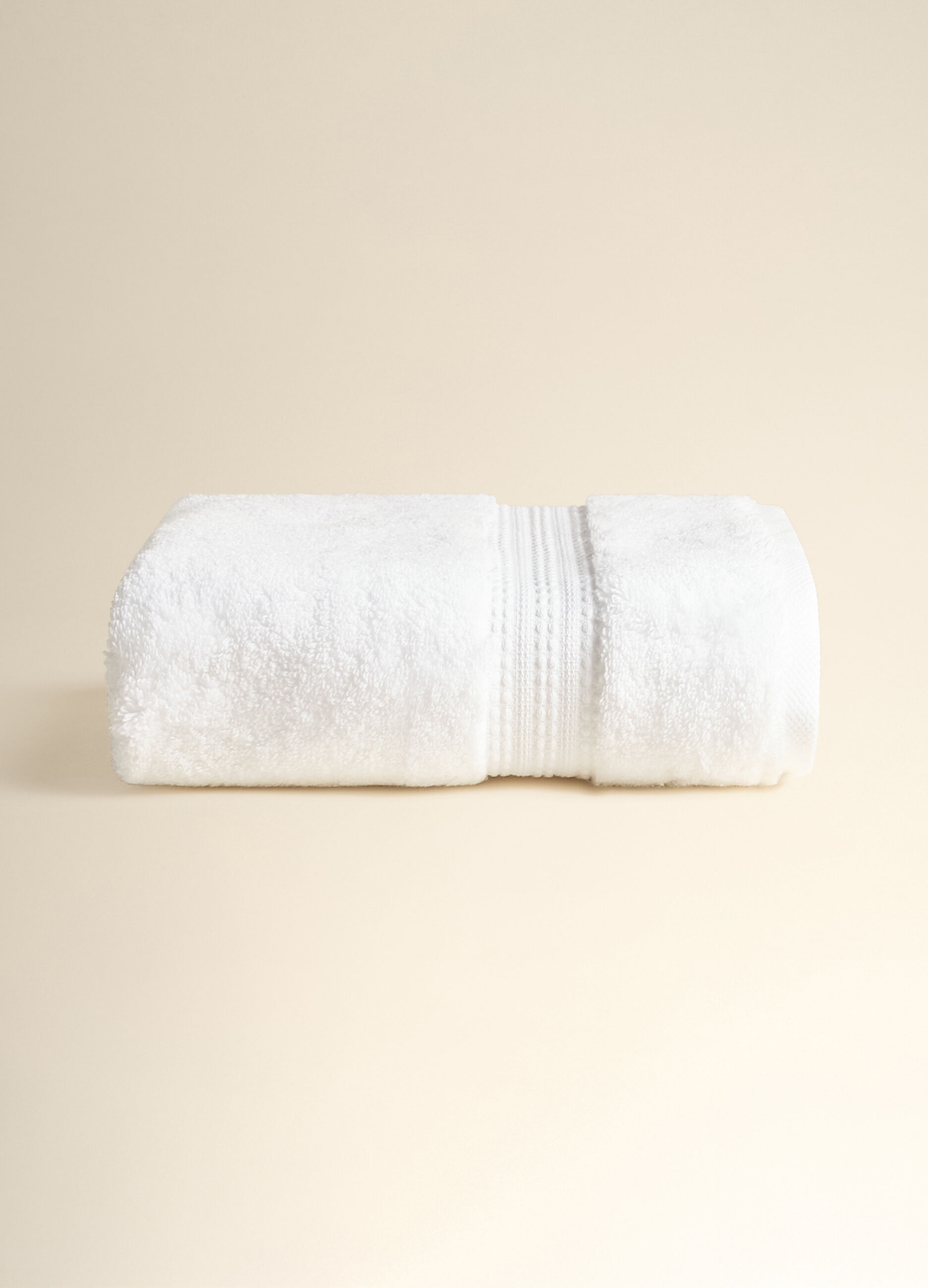 100% cotton guest towel with trim_1