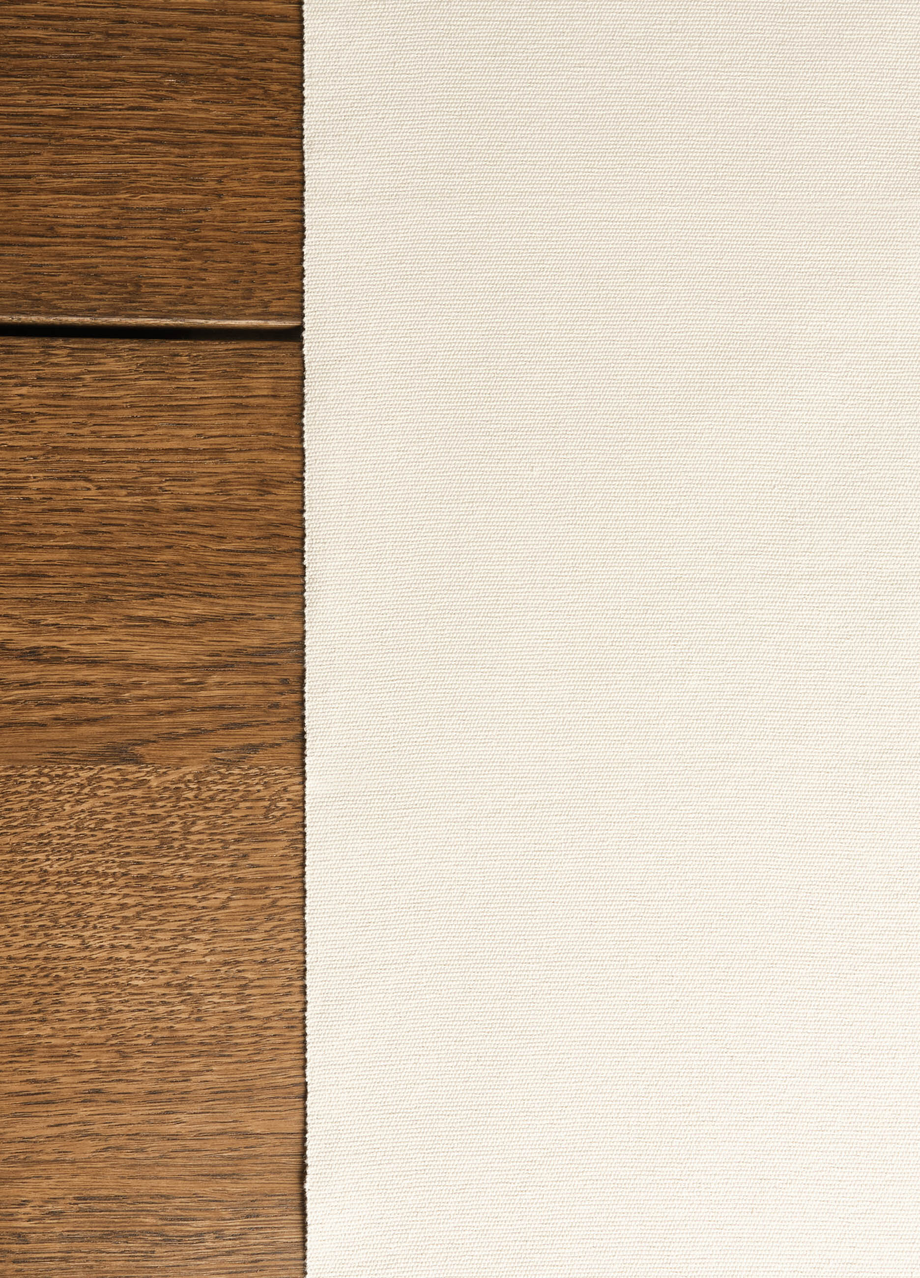 Organic cotton table runner with fringe