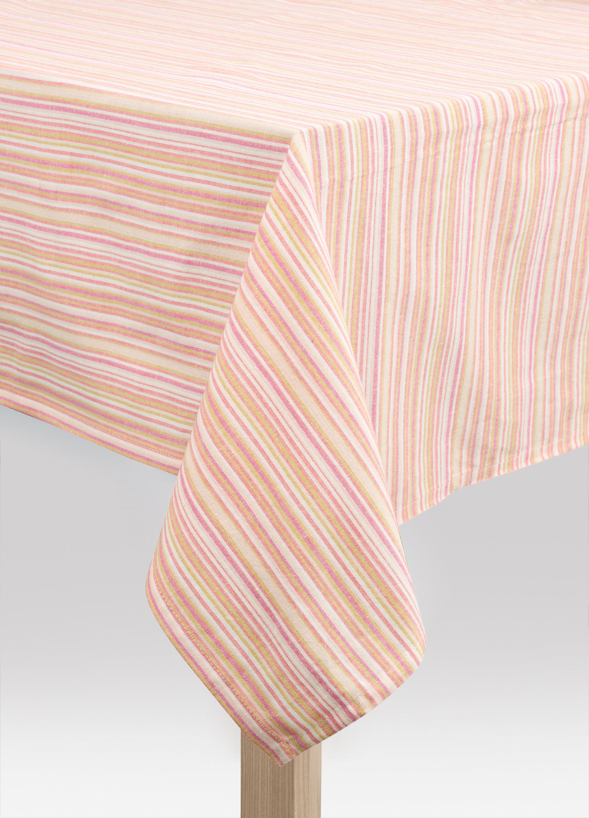 8-Seater tablecloth in striped cotton