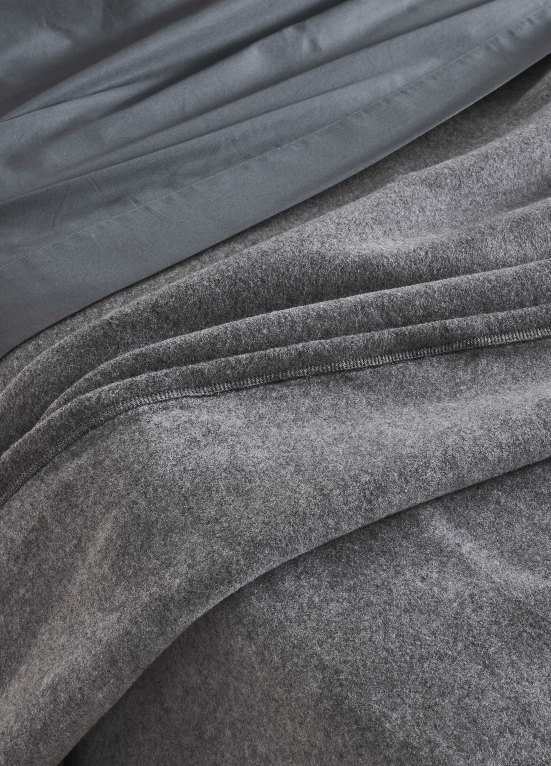 Single fleece blanket