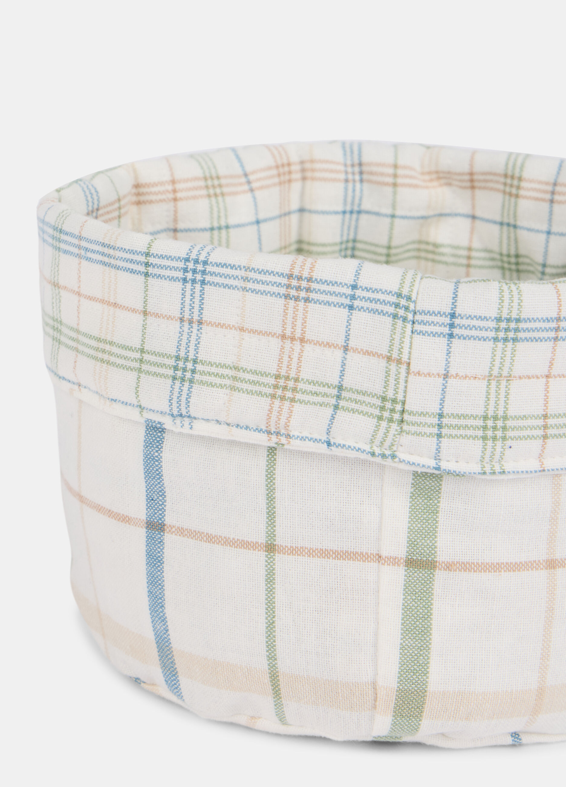Check bread basket