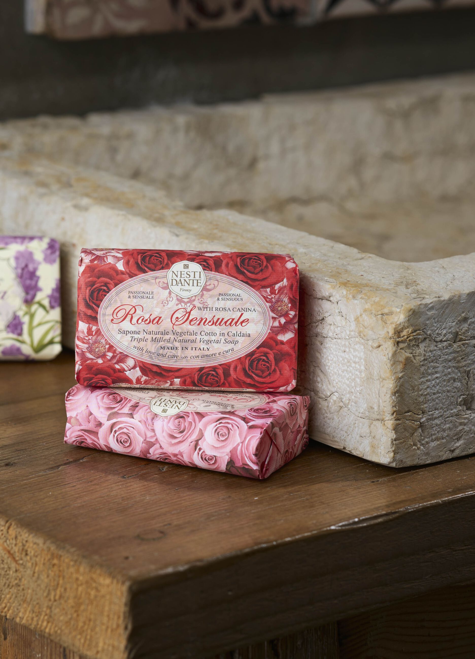 Sensual rose perfumed soap 150g_0