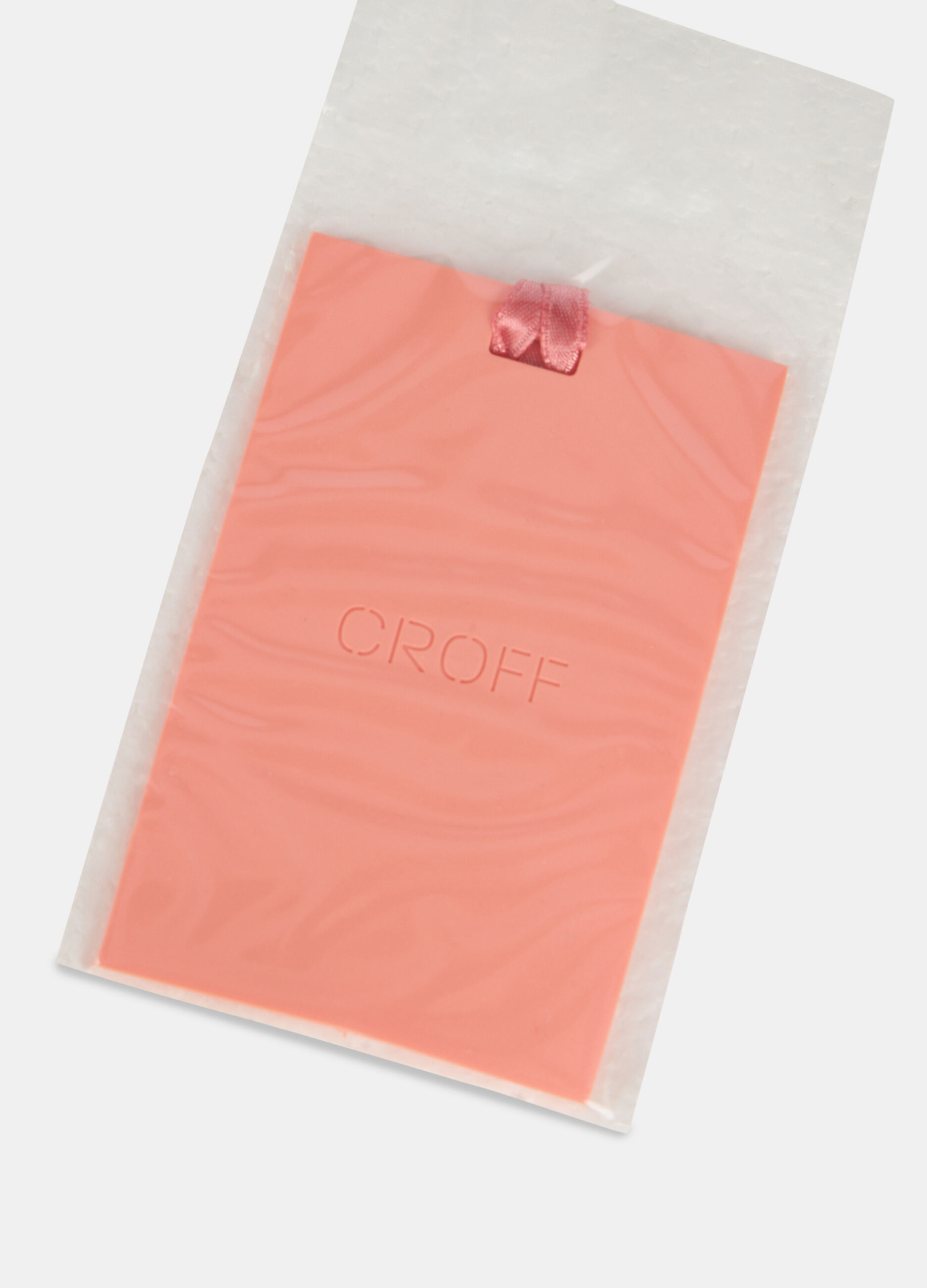 Hanging fragrance diffuser for wardrobes_1