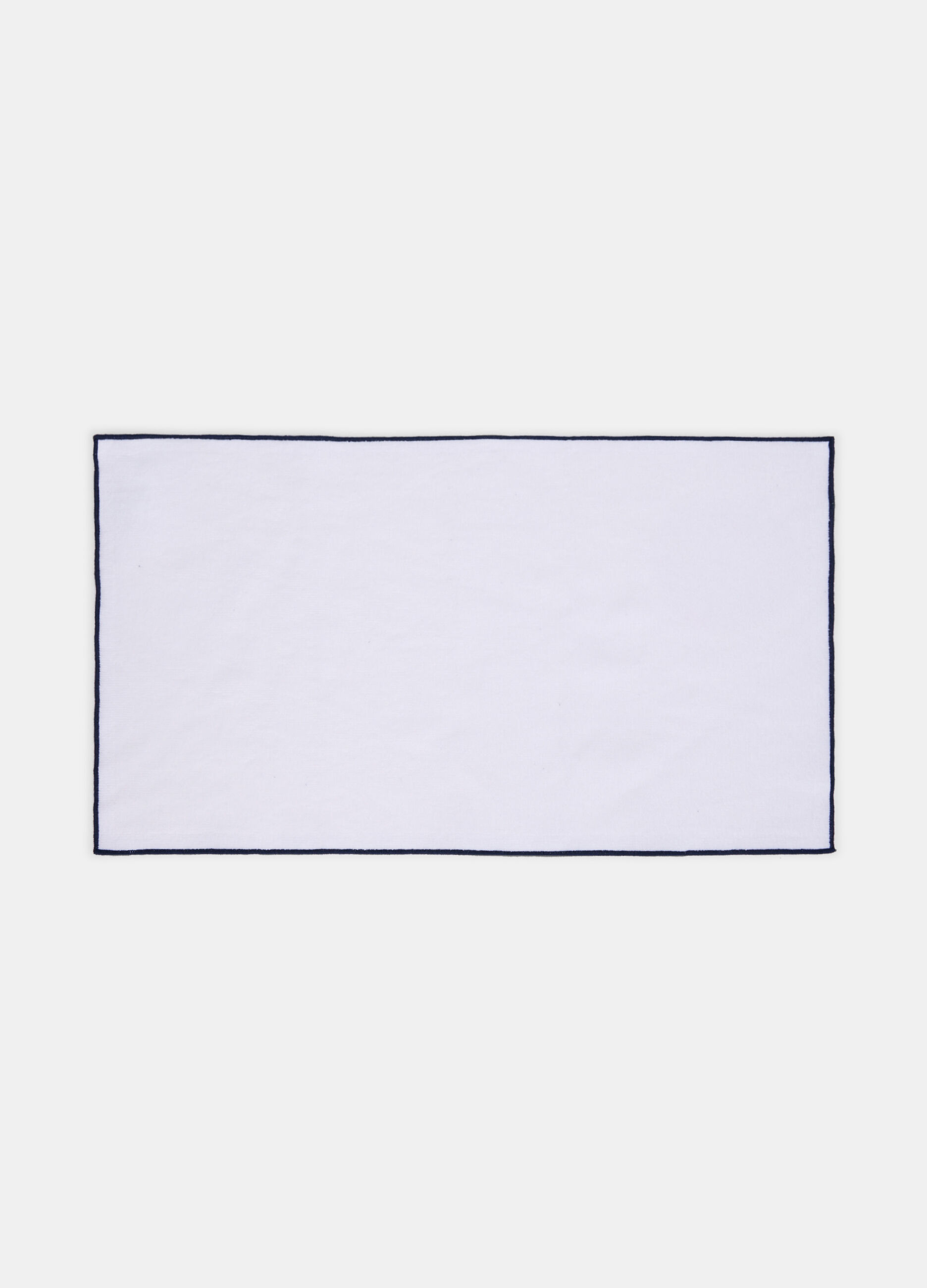 Large towel in terry with trim_1