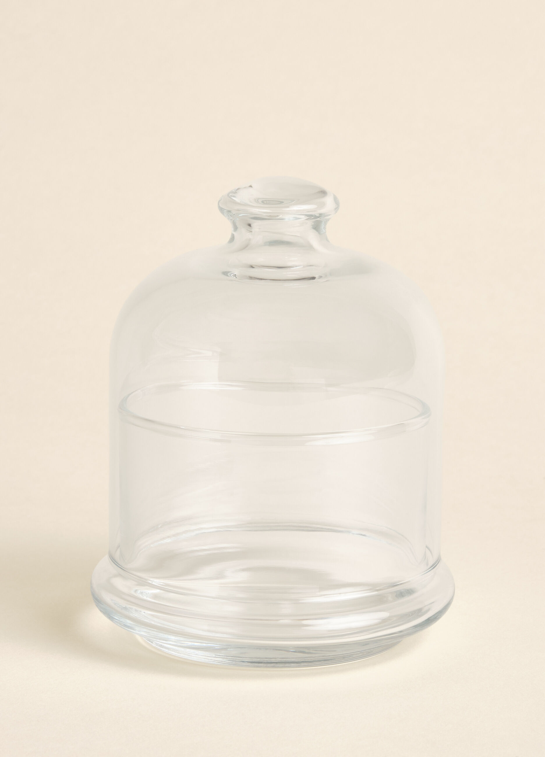 Glass container with dome lid_1