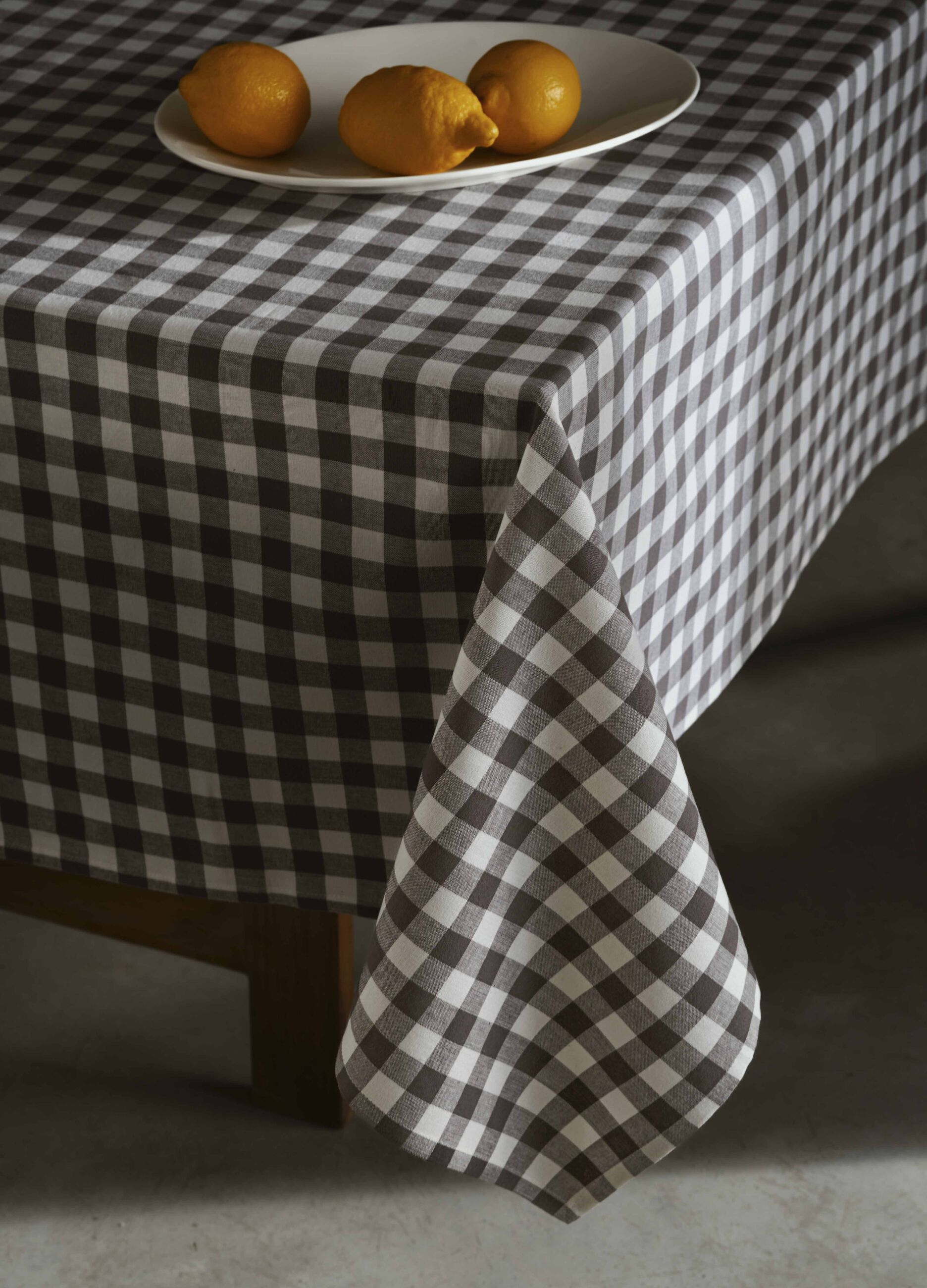 Square tablecloth in check cotton_0