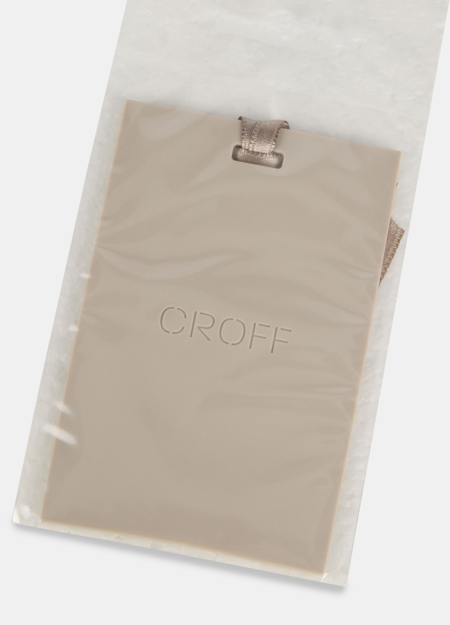 Hanging fragrance diffuser for wardrobes_1