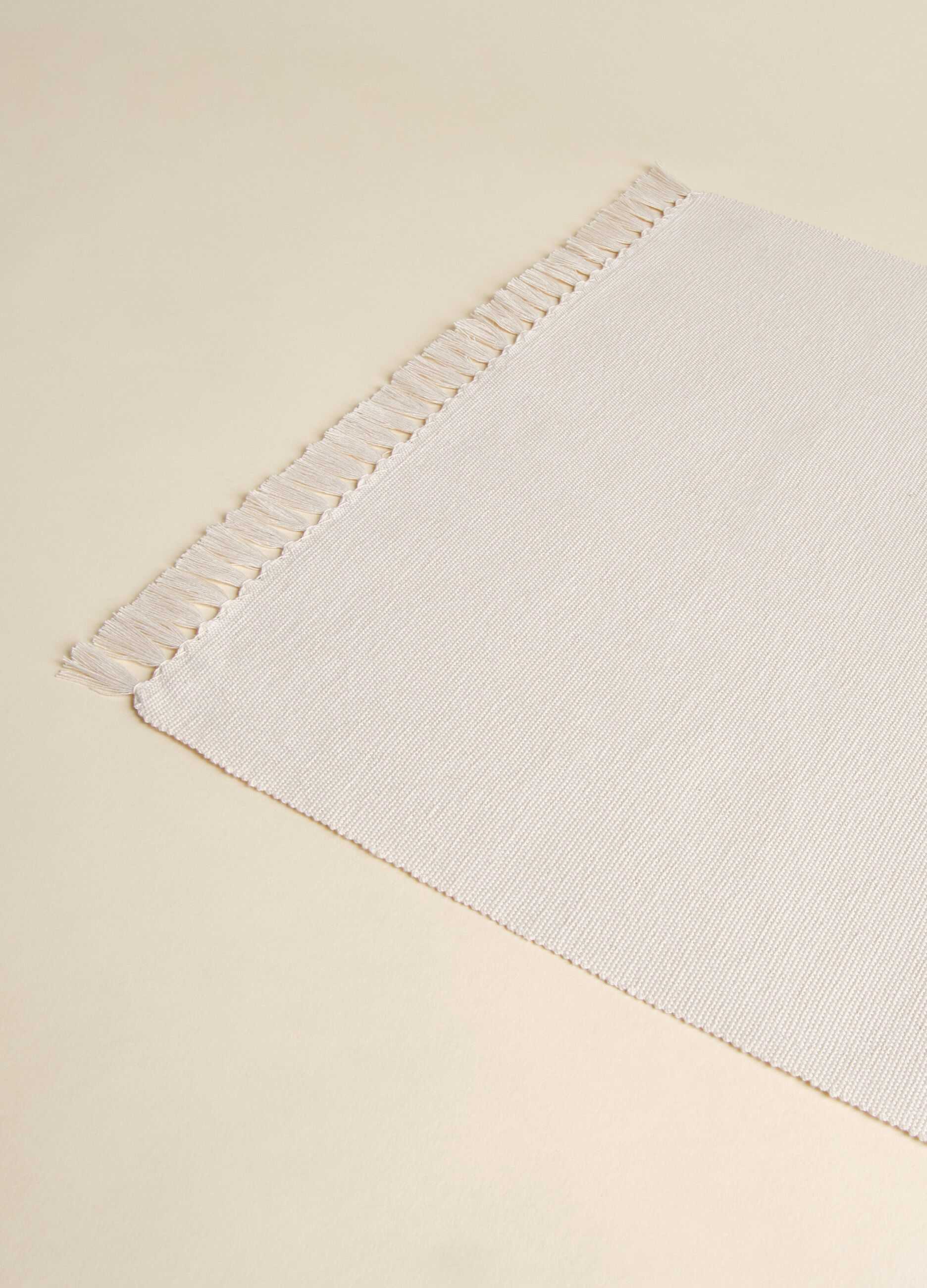 Organic ribbed table mat_2