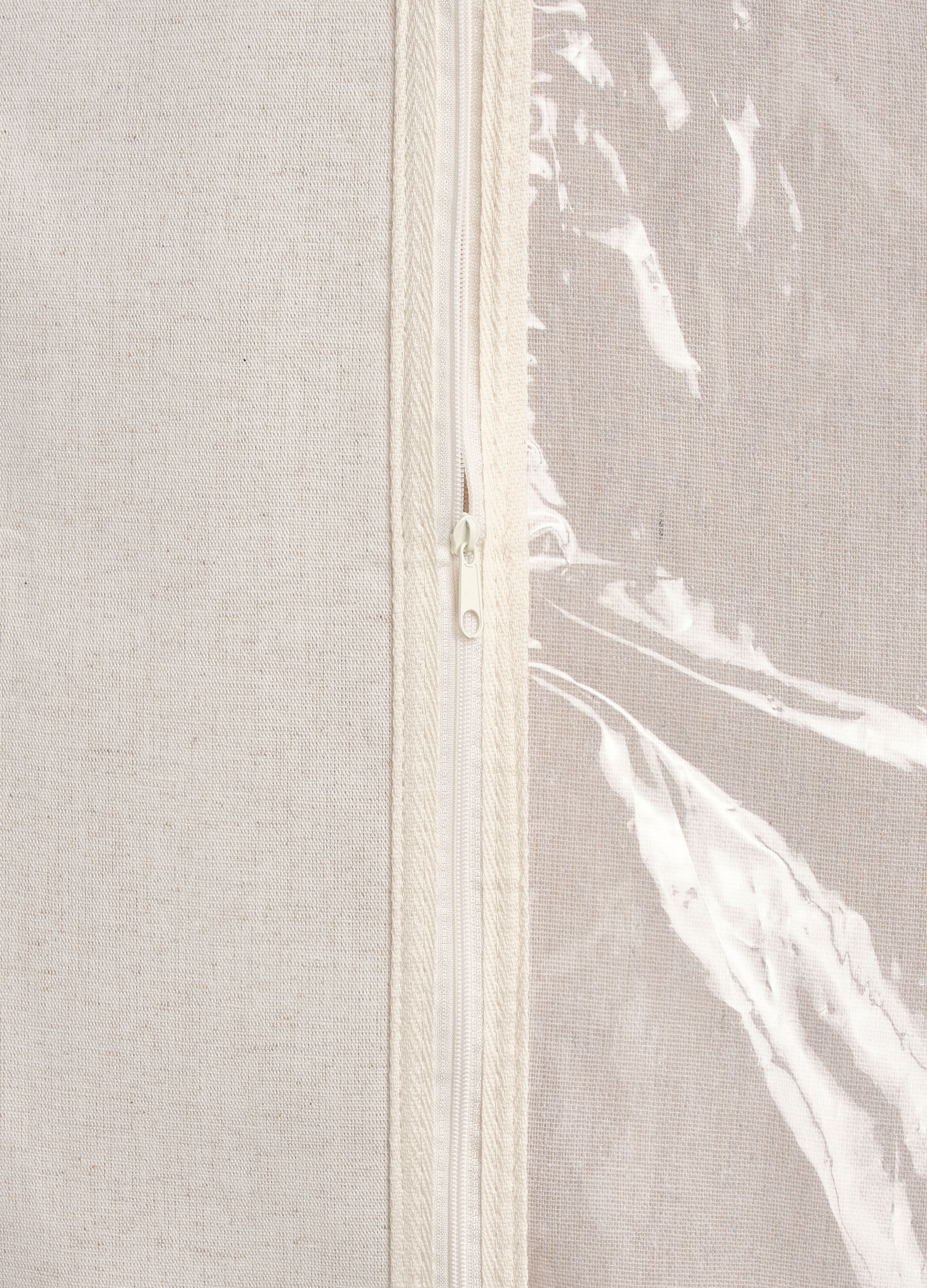 Coat case with zip_2